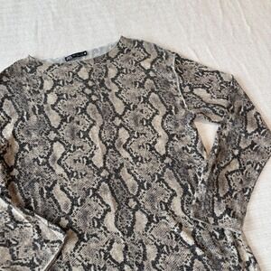 Zara Womens Grey Snakeskin Print Long Sleeve Knit Top Boat Neck Size S Animal